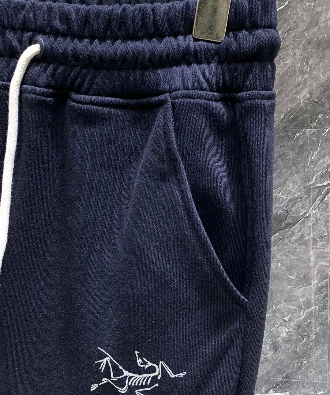 Arcteryx 24SS Logo Factory g Black White ：Black Gray Size S-XL